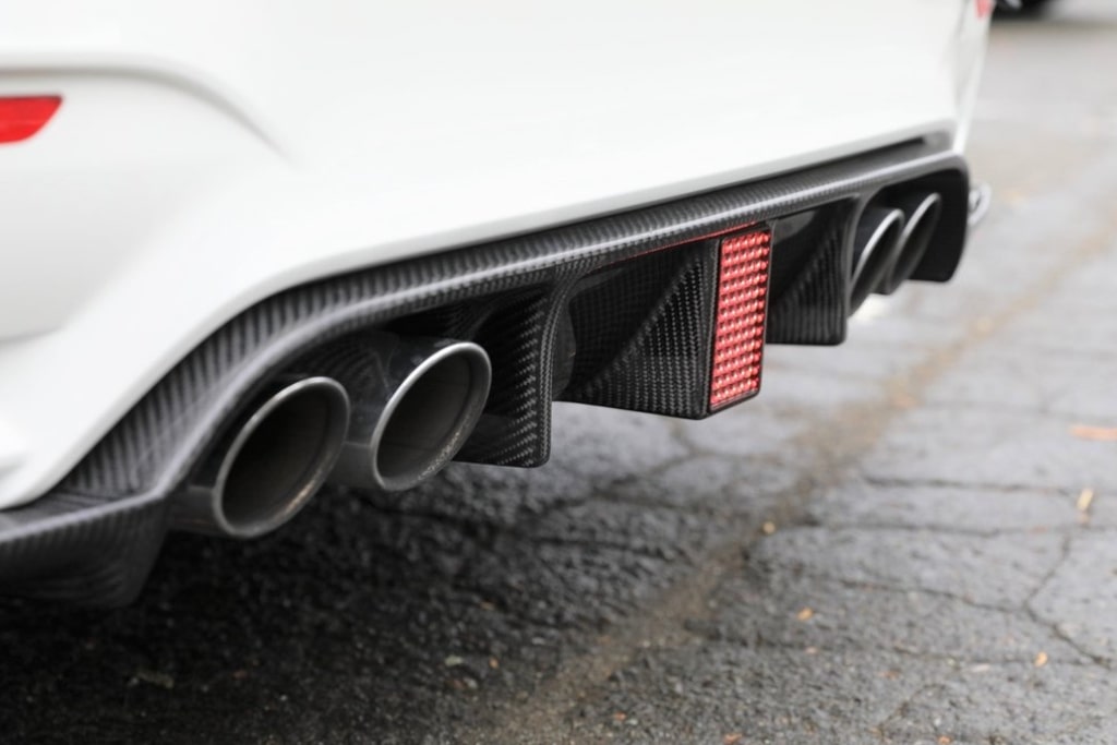 ECI+ BMW F8X M3, M4 LED Rear Diffuser | Carbon Fiber / Forged Carbon